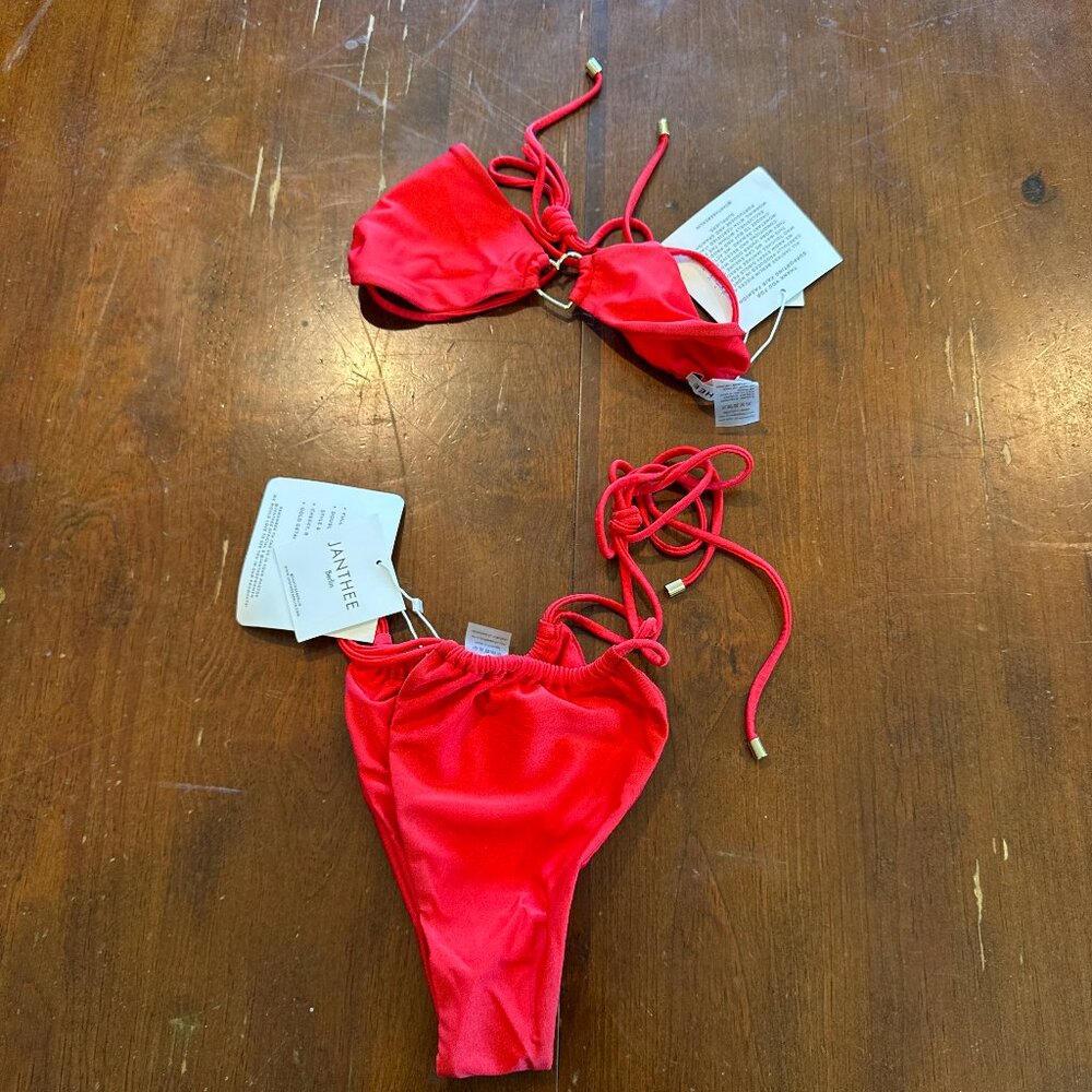 JANTHEE Berlin Red Heart Bikini Set Tie String Triangle Top Bottom Size S NWT
